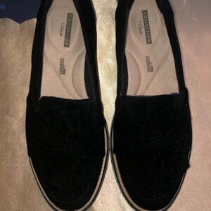 NIB CLARKS Sharon Dasher Collection Black Suede Slip-on Loafers Size 6.5 WIDE